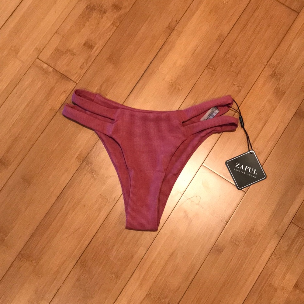 New! Zaful lipstick pink bikini bottoms Small